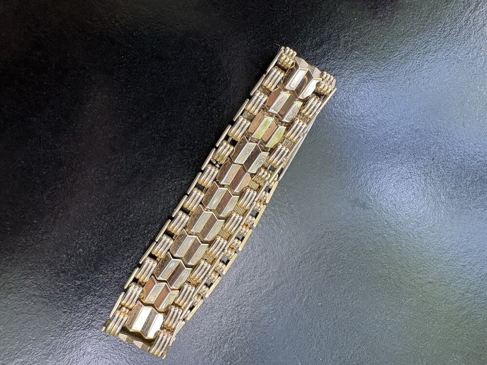 Vintage Rau Klikit Gold Tone Latch Bracelet Costume Jewelry Ladder Statement